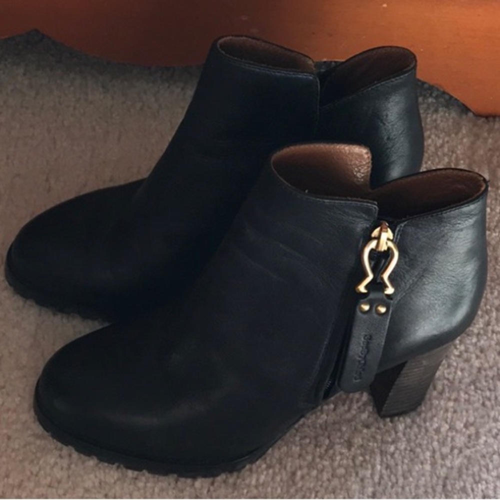 See by Chloe Leather ankle bootss